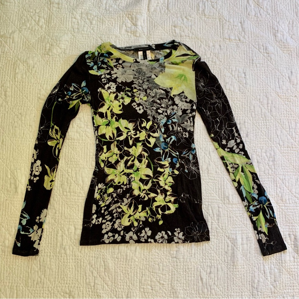 BCBG Max Azaria long sleeve top
